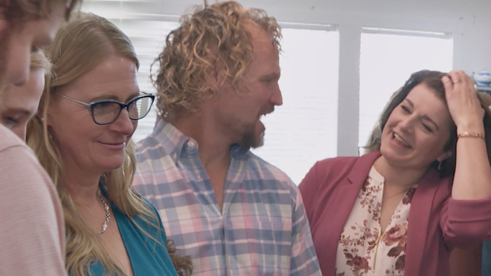 Sister Wives: Christine Has Awkward Run-In With Kody and Robyn Exclusive